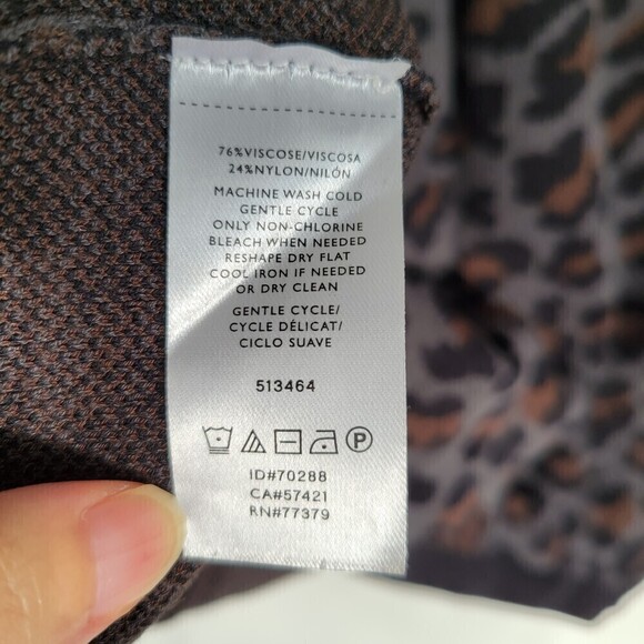 Ann Taylor Animal Print Short Sleeve Knit Sweater Top Gray Brown Size Medium - Picture 9 of 10